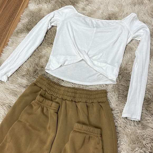 CROPPED LONG SLEEVE/SWEATS - Picture 3 of 3